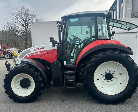 <strong>Steyr 4095 Multi Pro</strong><br />
