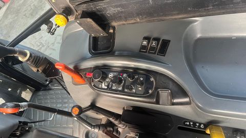 New Holland TL70A (4WD)