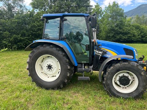 New Holland T5060