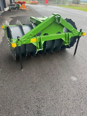 Sonstige Siloverdichtungswalze