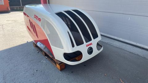 Steyr Motorhaube 6240 CVT