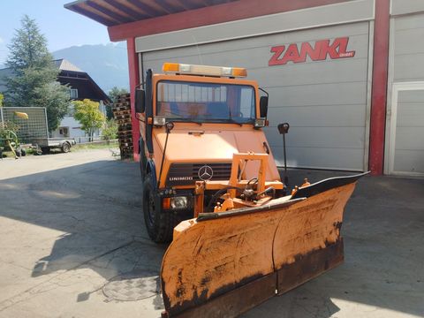 Mercedes Unimog U90