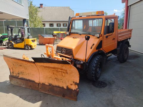 Mercedes Unimog U90