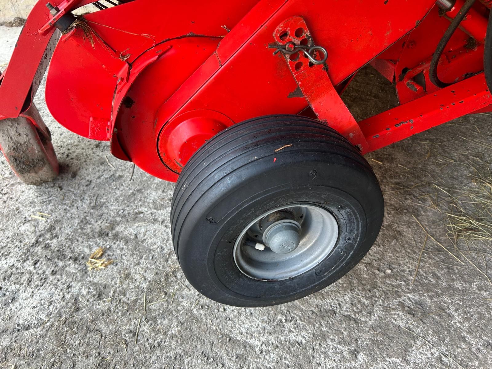 Pöttinger Ernteprofi III 3