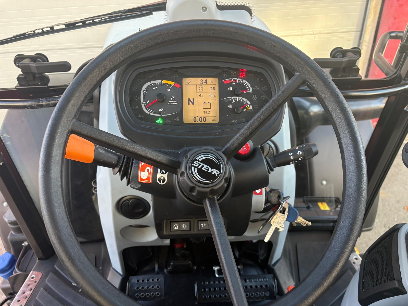 Steyr 4080 Kompakt (Stage V) 2