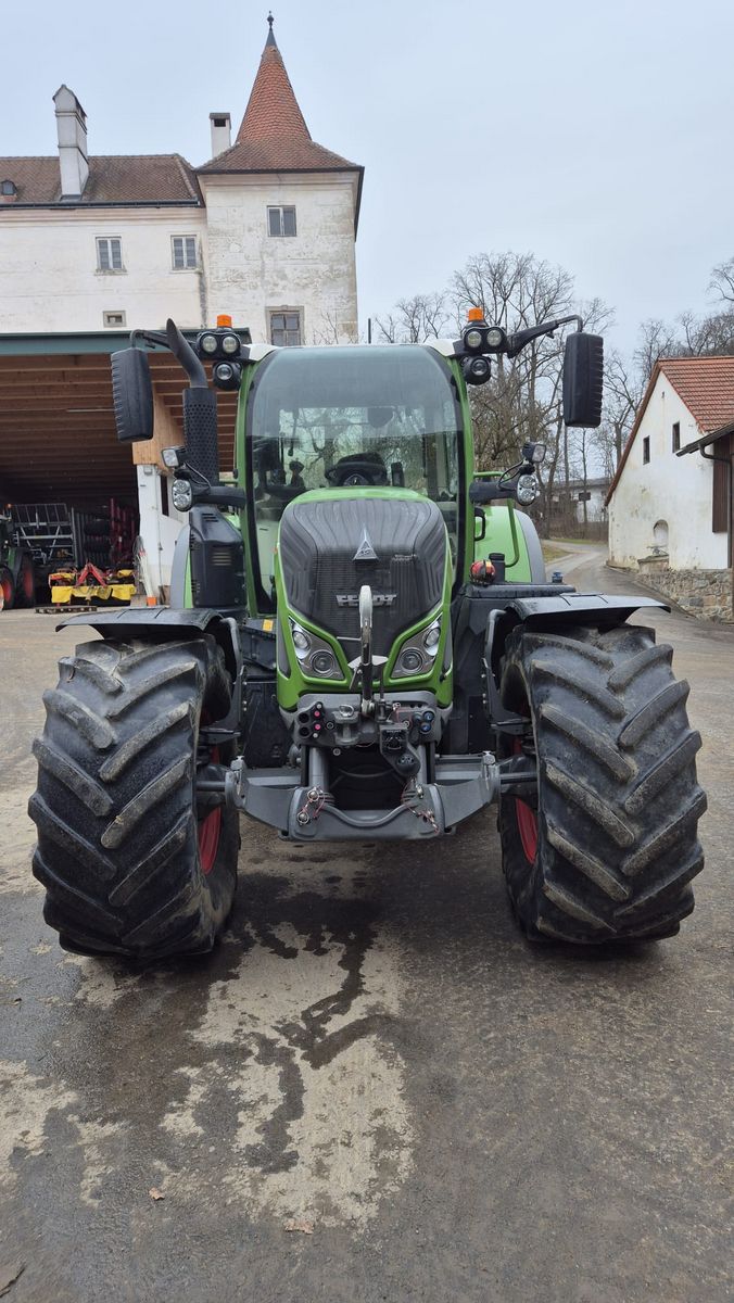 Fendt 724 Vario Profi+ 3