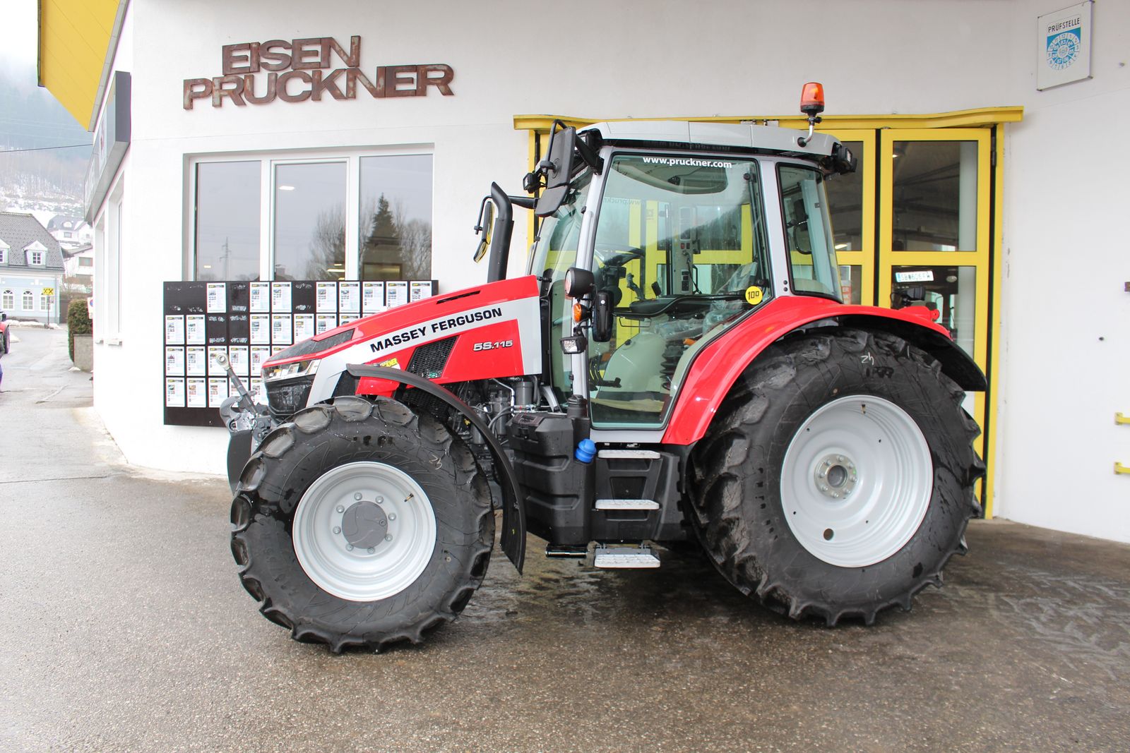Massey Ferguson MF 5S.115 3