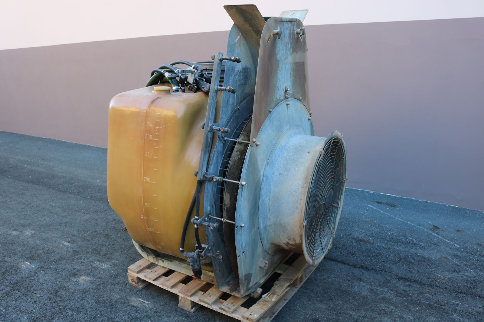 Ascher DT 4 – Gebläsespritze 2