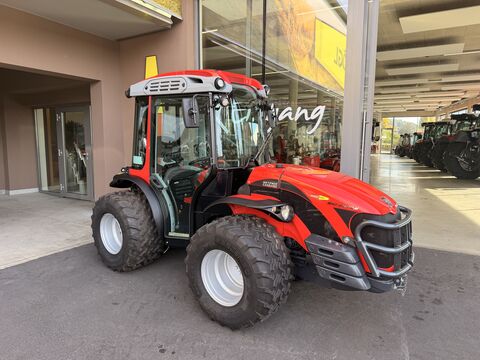Antonio Carraro SRX 8900