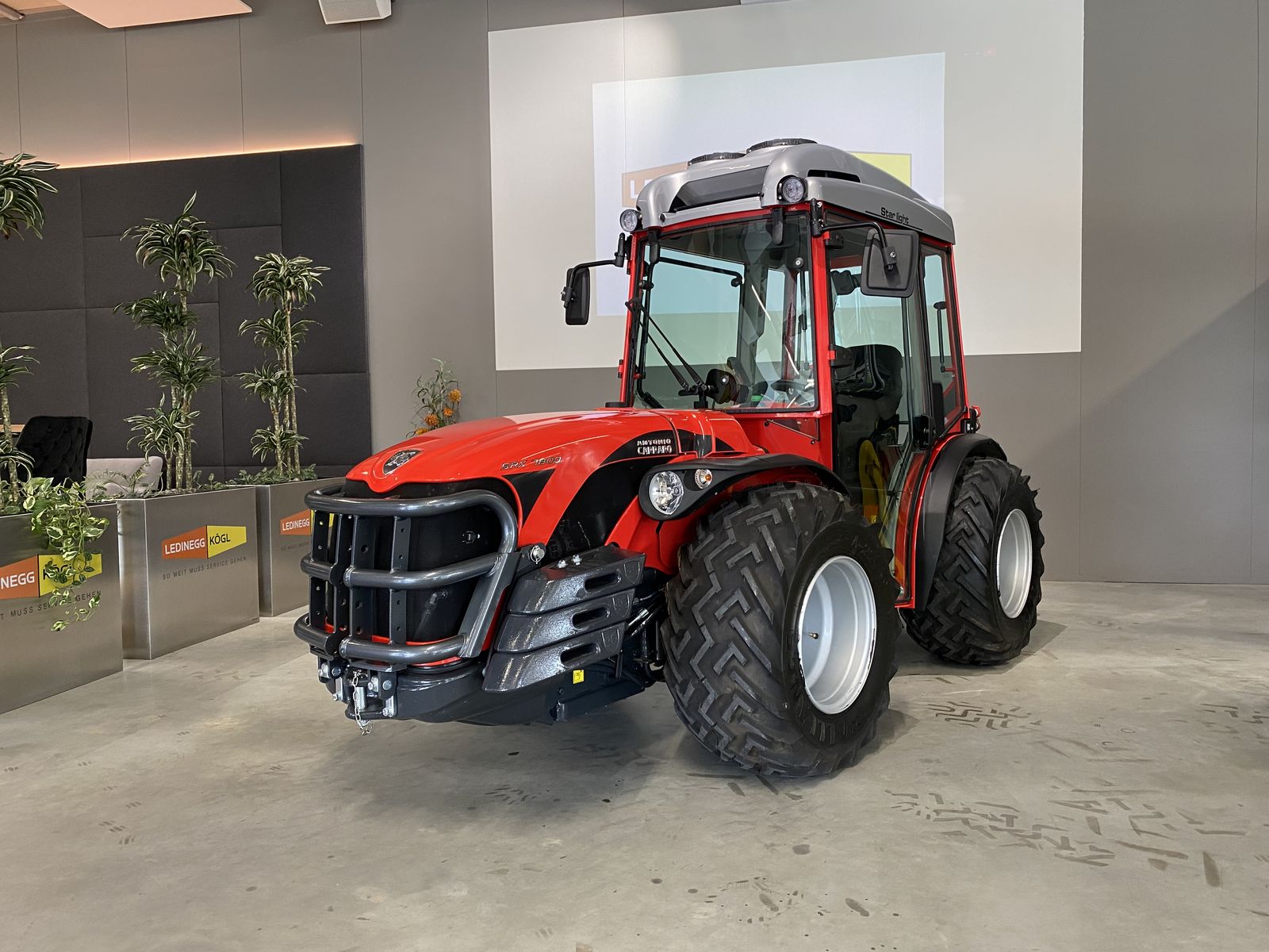 Antonio Carraro SRX 7800 2