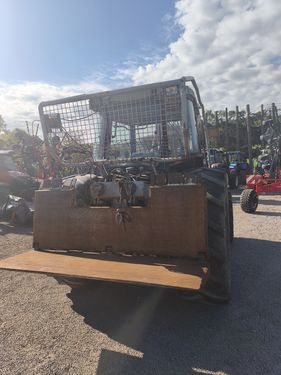 Massey Ferguson 6150-4