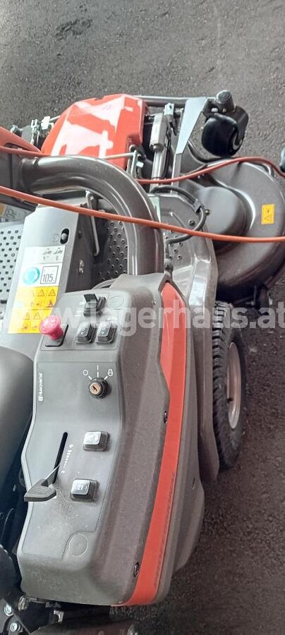 Husqvarna RIDER P 524X EFI 122CM  2