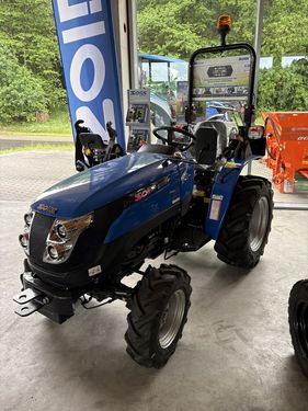 Solis 20 4WD 6+2 mit SERVOLENKUNG