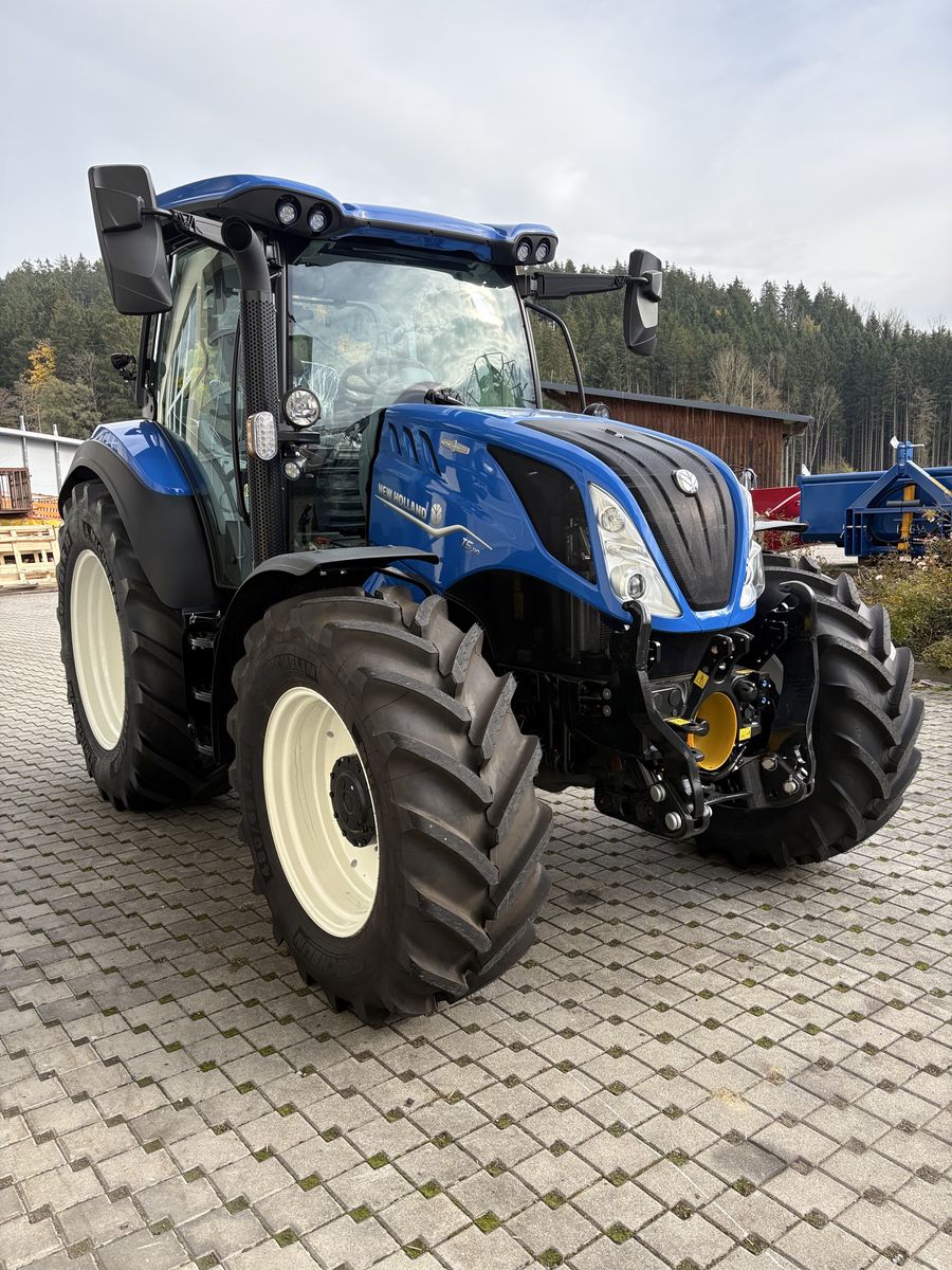 New Holland T5.110 Auto Command (Stage V) 3