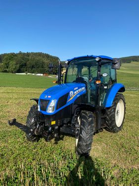 New Holland T4.95