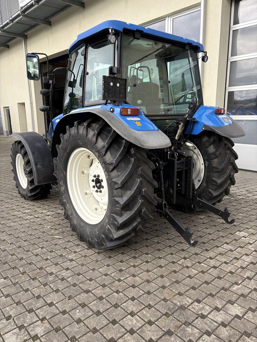 New Holland T5060 2