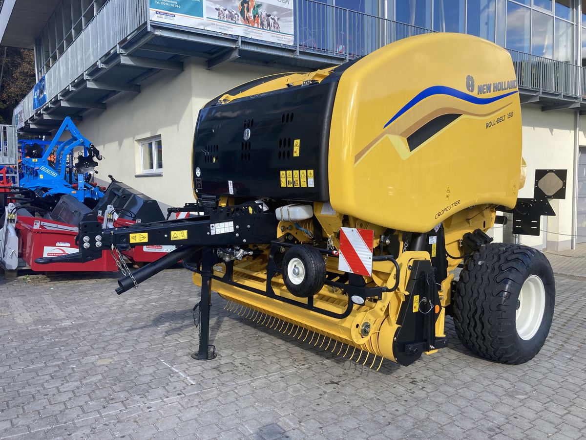 New Holland Roll-Belt 150 Cropcutter MY23 2