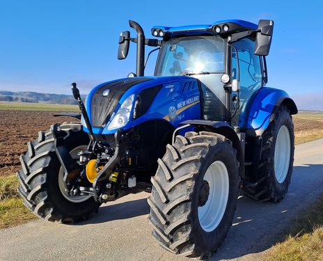 New Holland T6.145 Auto Command SideWinder II (Stage V) 