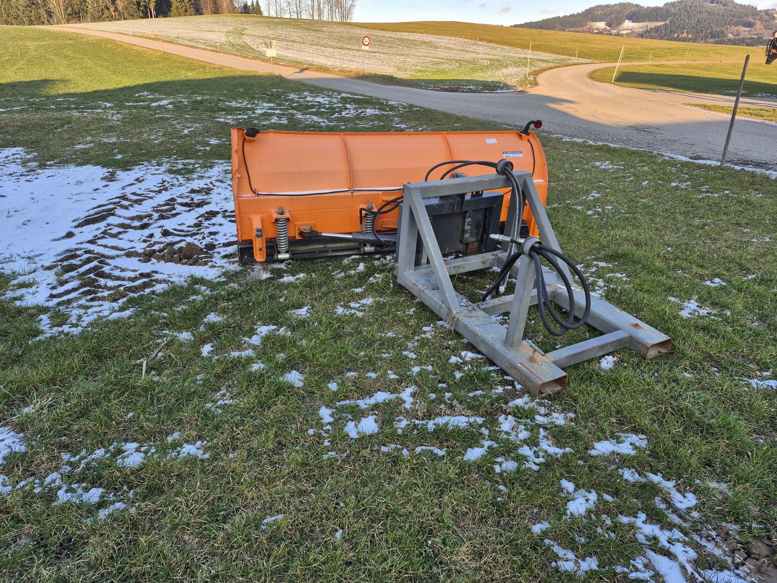 Stekro Schneepflug 2,5m hydr. schwenkbar 3