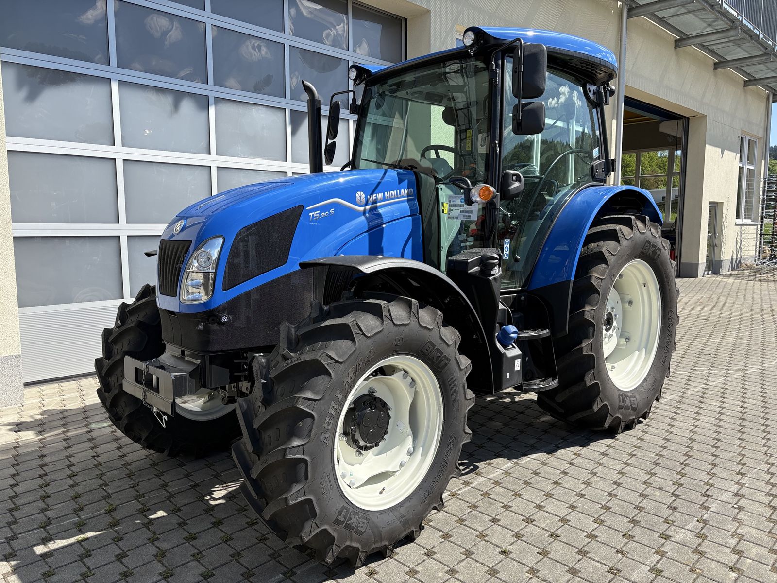 New Holland T5.90S 2