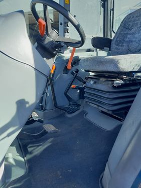 New Holland TL90A (4WD)