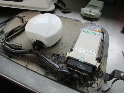 Sonstige Valtra RTK Lenksystem 