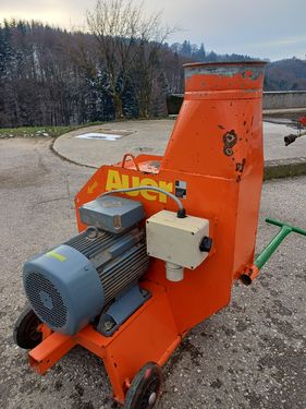 3405-63560ec024ce05db2f92f706b1934a71-6679479