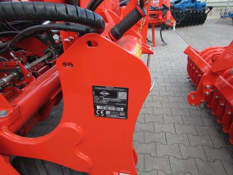 3405-9280d6c281d5616332a892ec7a135c65-6858034