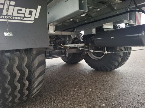 3405-9846782aa476151cde3fd8a113f86cc3-6530477