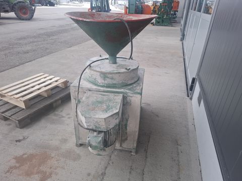 3405-9c99f6d7d4bb20d13920319fcaf95a74-6655277