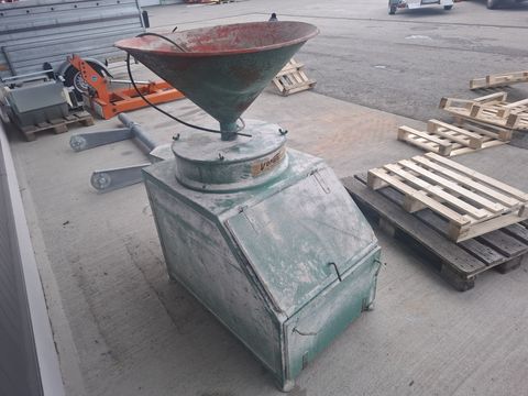 3405-9c99f6d7d4bb20d13920319fcaf95a74-6655277