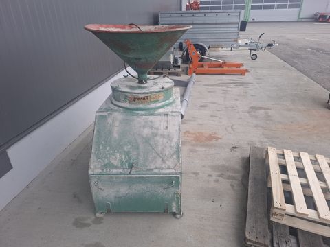 3405-9c99f6d7d4bb20d13920319fcaf95a74-6655277