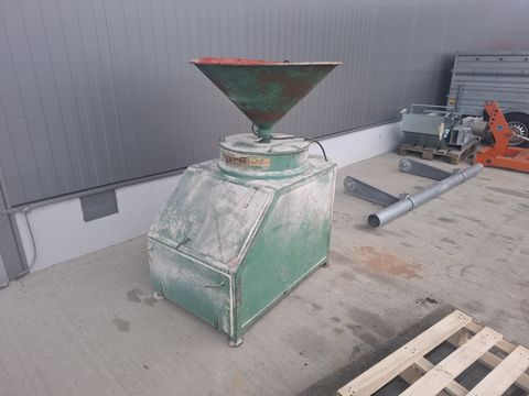 3405-9c99f6d7d4bb20d13920319fcaf95a74-6655277