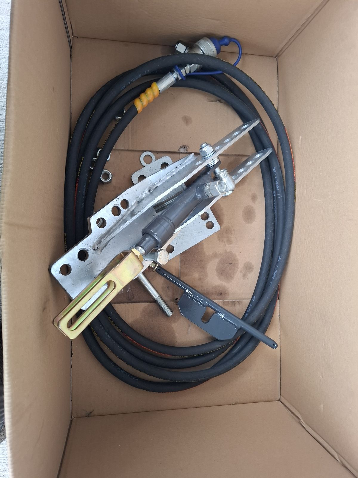 Fliegl Hydraulische Bremse  1