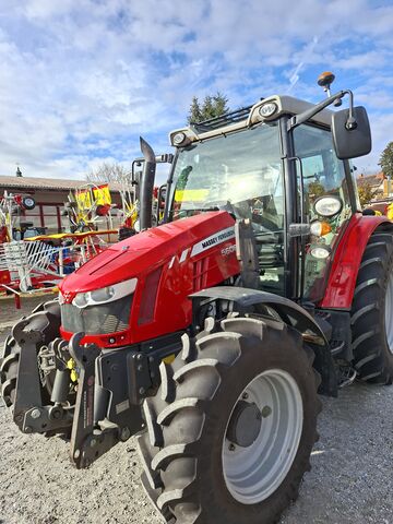 Massey Ferguson 5608