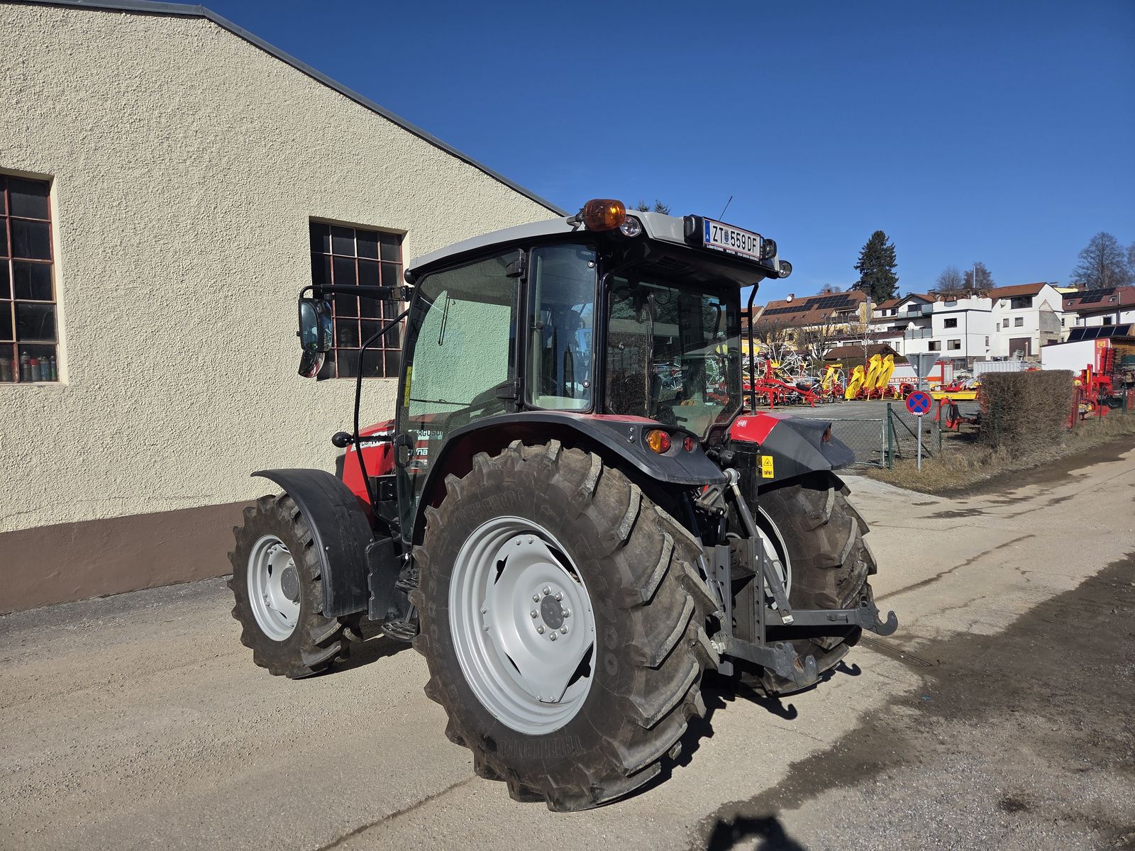 Massey Ferguson MF 4708 M Dyna-2 Kabine 2