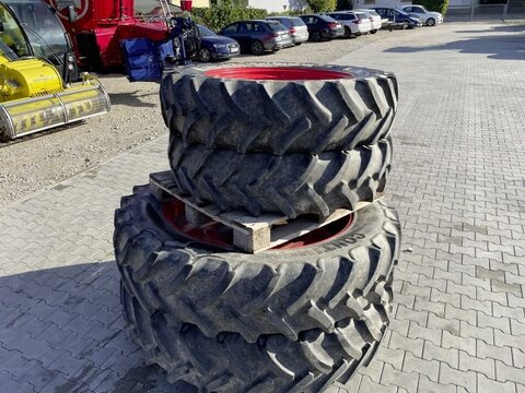Sonstige 320/90 R32 UND 380/90 R46