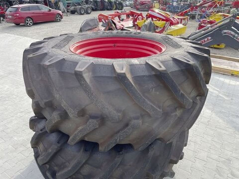 Sonstige 2X 710/70 R38 TB