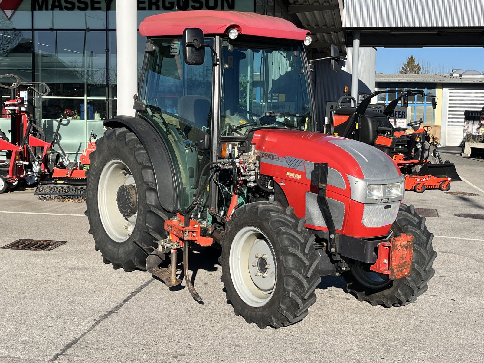 McCormick F 70 E-Line 1