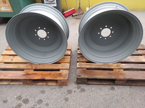 Sonstige Felgen 30 Zoll Satz