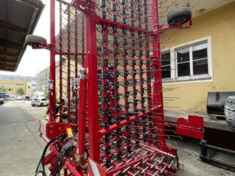 Horsch CURA 9 ST VORFÜHRMASCHINE 2