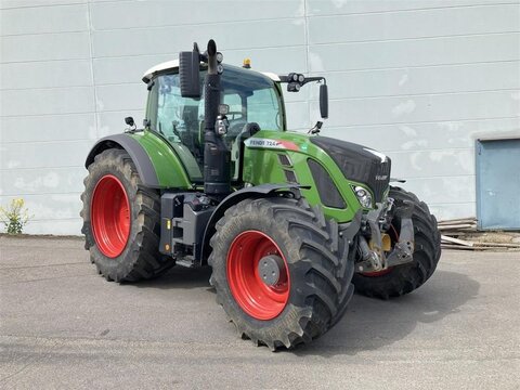 <strong>Fendt 724 VARIO S4 P</strong><br />