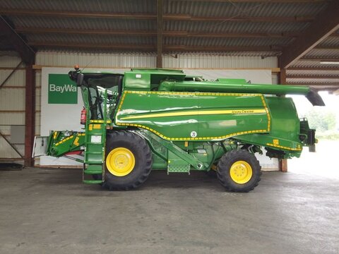 <strong>John Deere MÄHDRESC</strong><br />