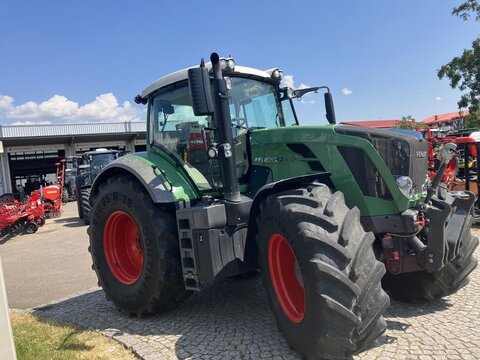 <strong>Fendt 826 VARIO SCR </strong><br />