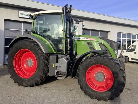 Fendt 718 VARIO S4 PROFI 3