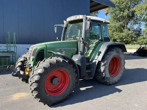 Fendt FAVORIT 716 Vario