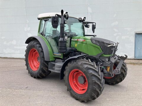 <strong>Fendt 211 S VARIO GE</strong><br />