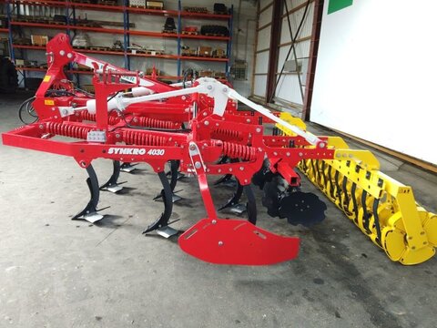 Pöttinger SYNKRO 4030 K NOVA GRUBBER PÖT 3