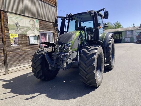 Valtra G135A VALTRA TRAKTOR