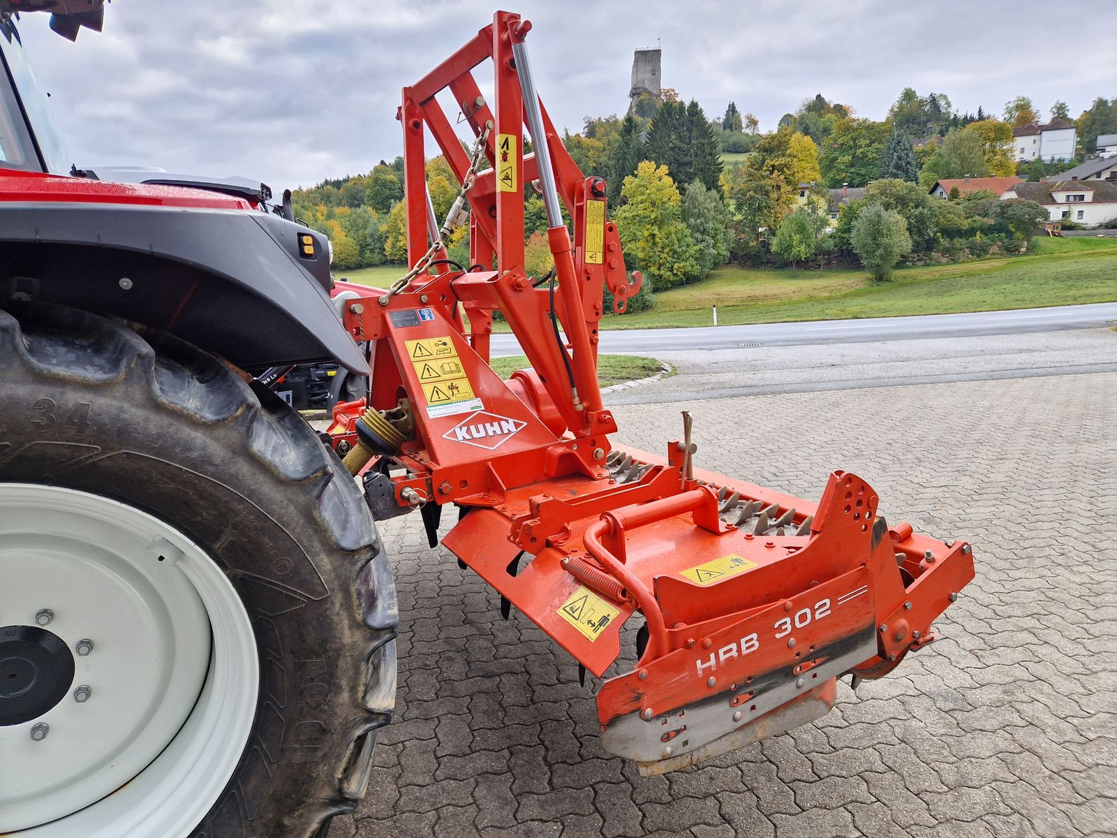 Kuhn HRB 302 2